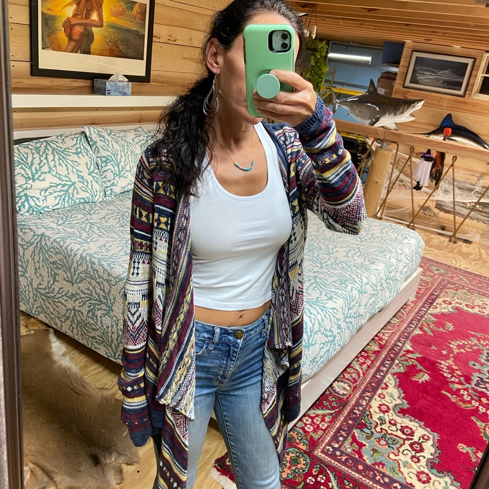 Hollister cardigan size small